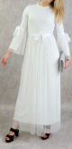 Robe de soiree longue a dentelle (en tulle) de couleur blanche