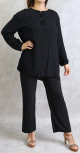 Tunique femme a fines rayures argentees de couleur noir (Grandes tailles disponibles)
