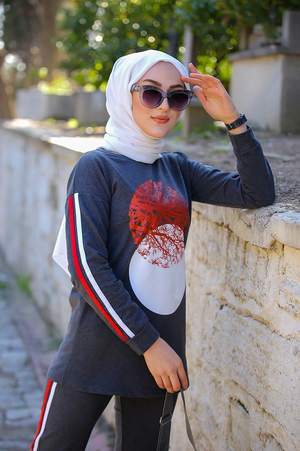 Ensemble jogging pour femme (Vetement sport hijab) - Couleur anthracite -  Prêt à porter et accessoires sur