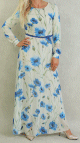 Robe longue fluide en mousseline de couleur blanc casse avec motifs fleuris bleus et ceinture assortie