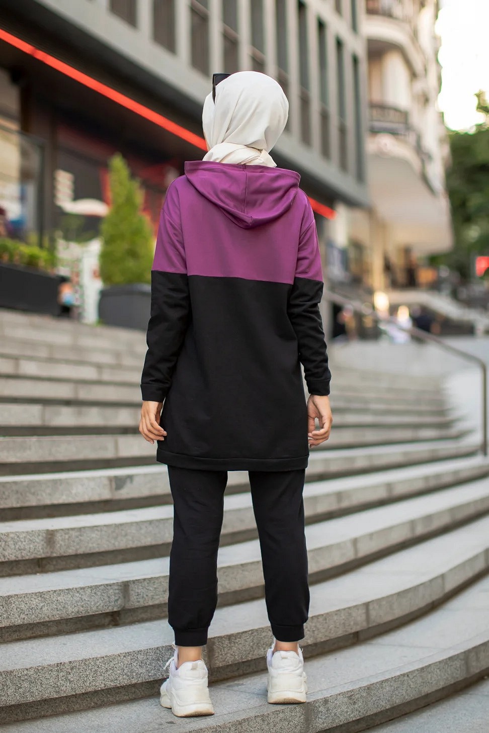 Survêtement femme (Tenue Décontractée et Sport pour Hijab) - Couleur noir  et rose - Prêt à porter et accessoires sur