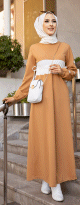 Robe longue casual (Mode islamique pour femme voilee) - Couleur Camel et blanc