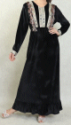 Robe longue orientale en velours avec broderies et jolies decorations pour femme - Couleur Noir