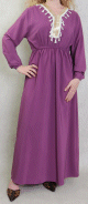 Robe longue feminine avec decoration ecailles dorees et pompons - Couleur violet