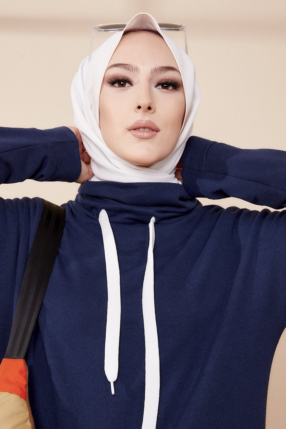 Ensemble survêtement 2 pièces léopard - Vêtement Sport pour femme musulmane  voilée - Couleur rose - Prêt à porter et accessoires sur