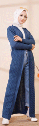 Cardigan maxi-long tricote en grosse maille (Vetement Hijab Automne Hiver pour femme) - Couleur bleu indigo